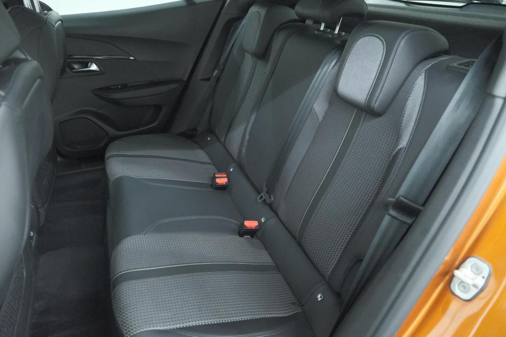 Peugeot E-2008 ev gt 50 kwh | 11 kw lader | 96,3% soh | adaptieve cruise co