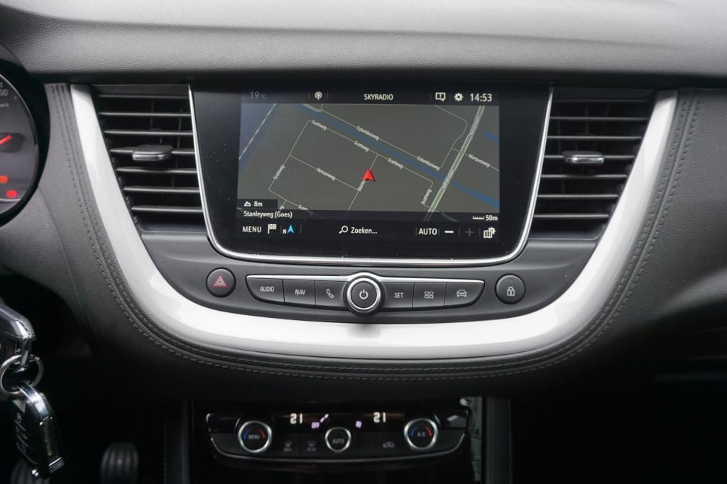 Opel Grandland X 1.2 turbo innovation climate / navi / cruise / elektr. ram