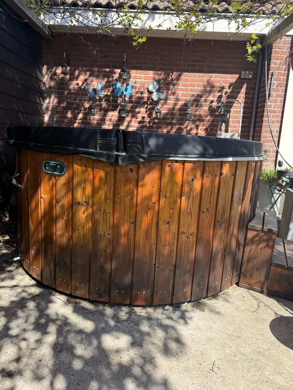 Ducktub hottub Welvaere