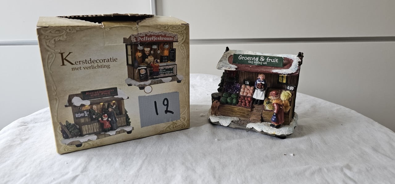 Compleet Kerstdorp met accessoires (advertentie 1 van 3)