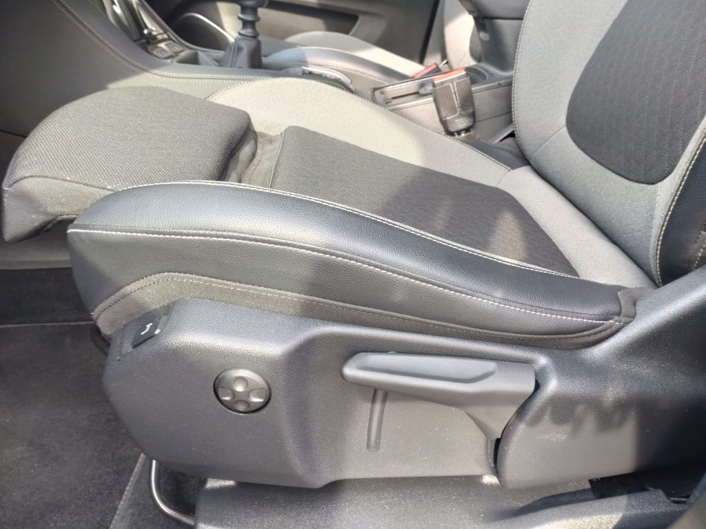 Opel Grandland X 1.2 turbo business +