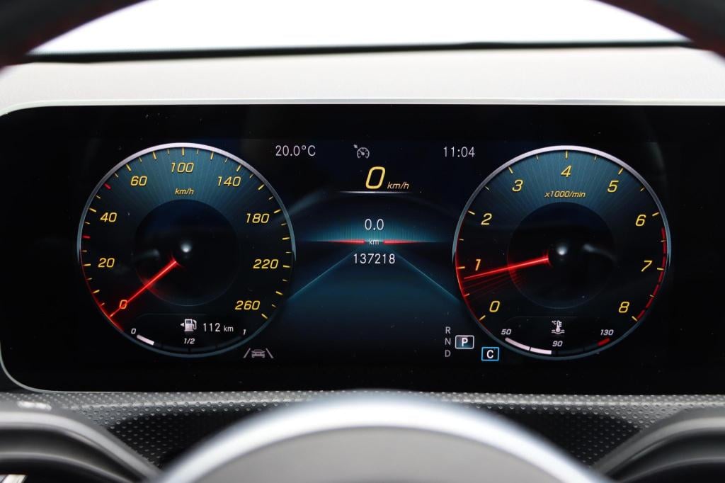Mercedes-Benz A-Klasse 180 business solution amg 136pk automaat