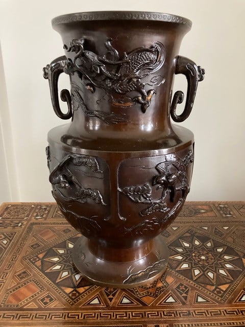 Antieke bronzen vazen