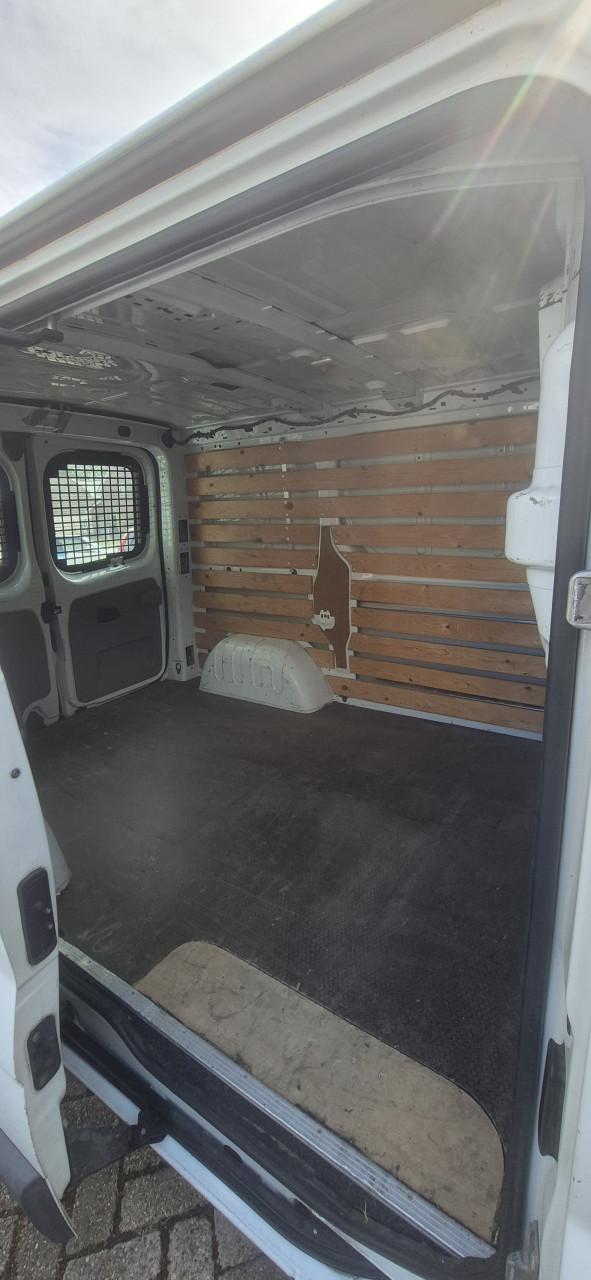 Opel vivaro 2.0 cdti