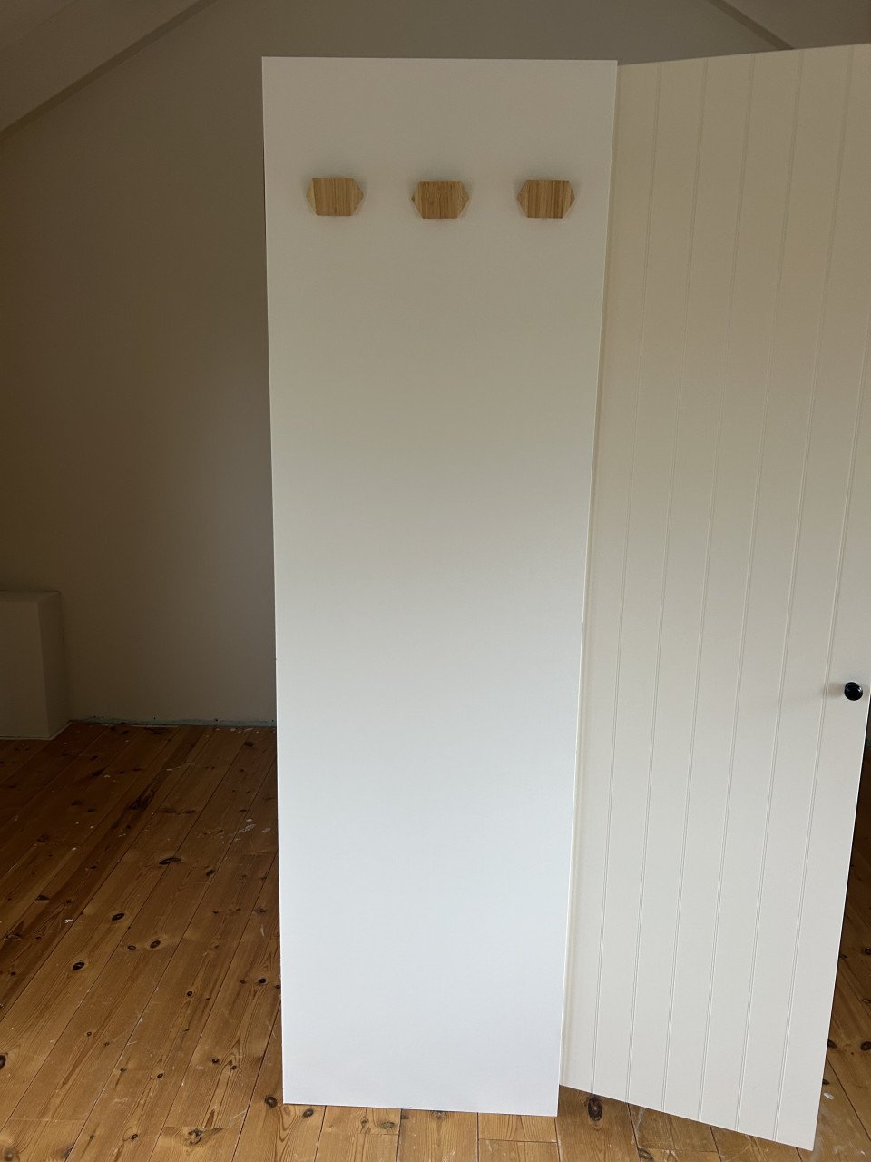 Witte kast van IKEA Gereserveerd