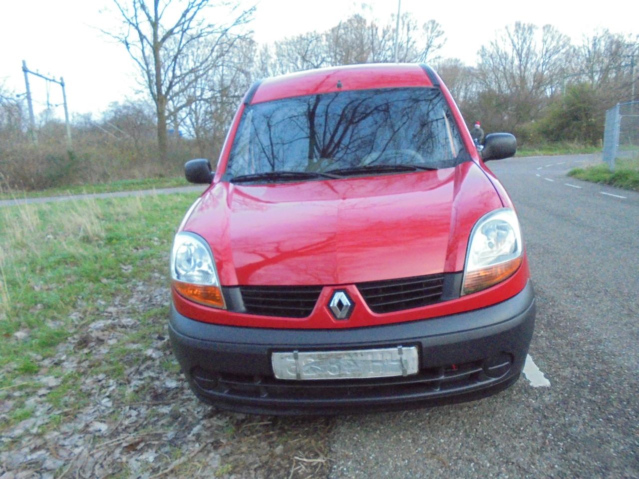 Kangoo 1.2 – 16V Expression in de benzine uitvoering en grijs kenteken!!!!!