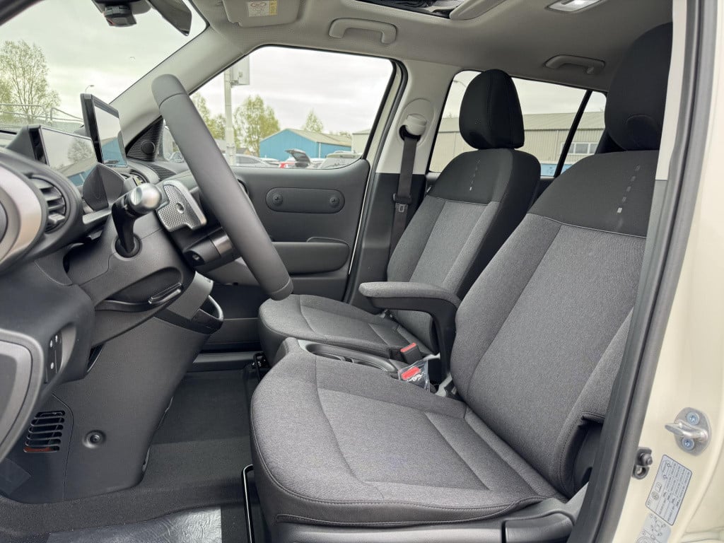 Hyundai Inster evolve sky plus 49 kwh