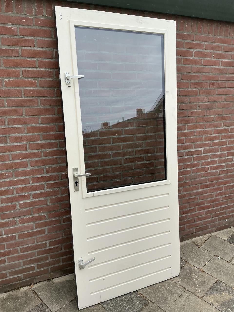 Achterdeur (B)