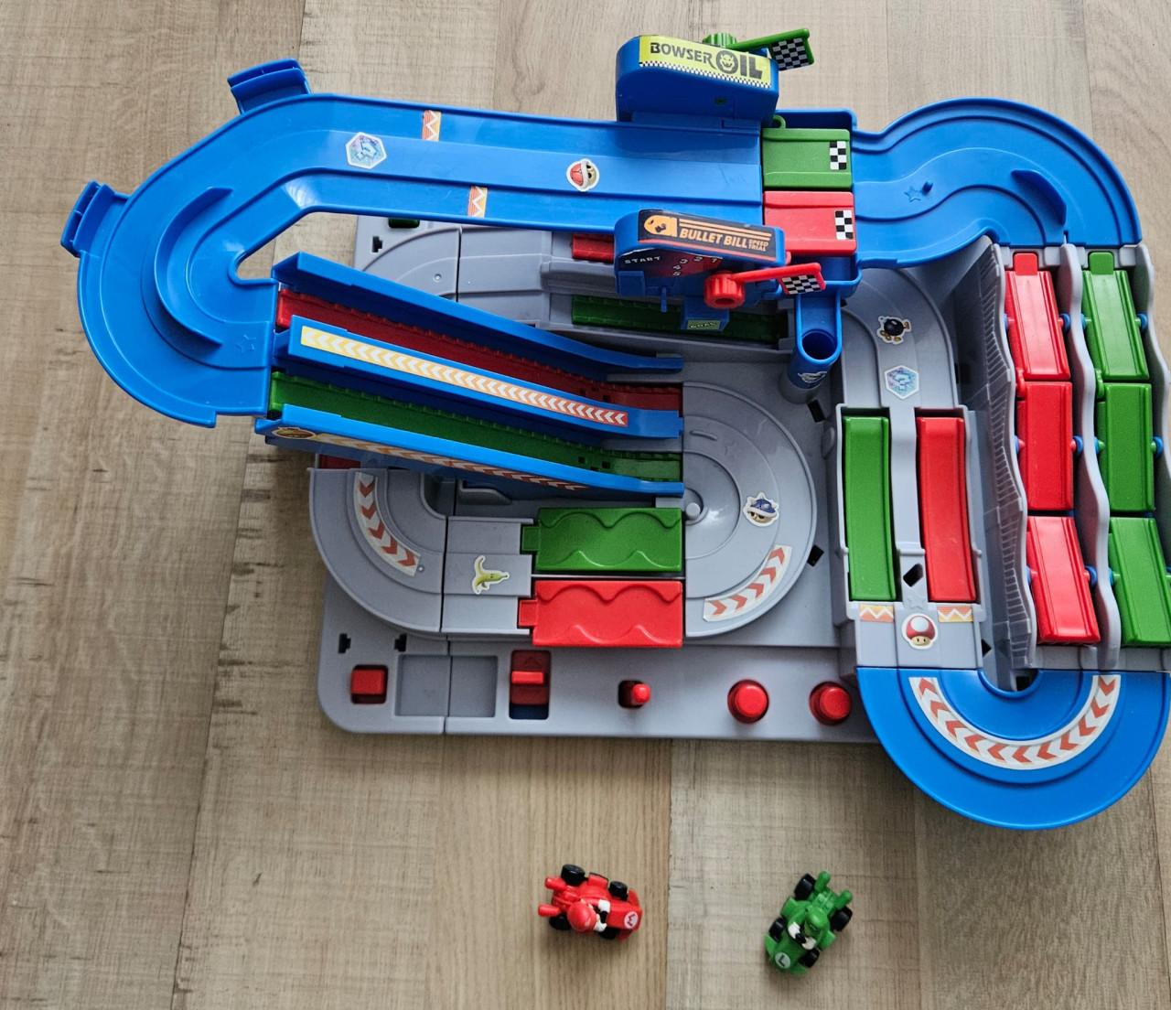 Super Mario Kart Racing DX Deluxe!