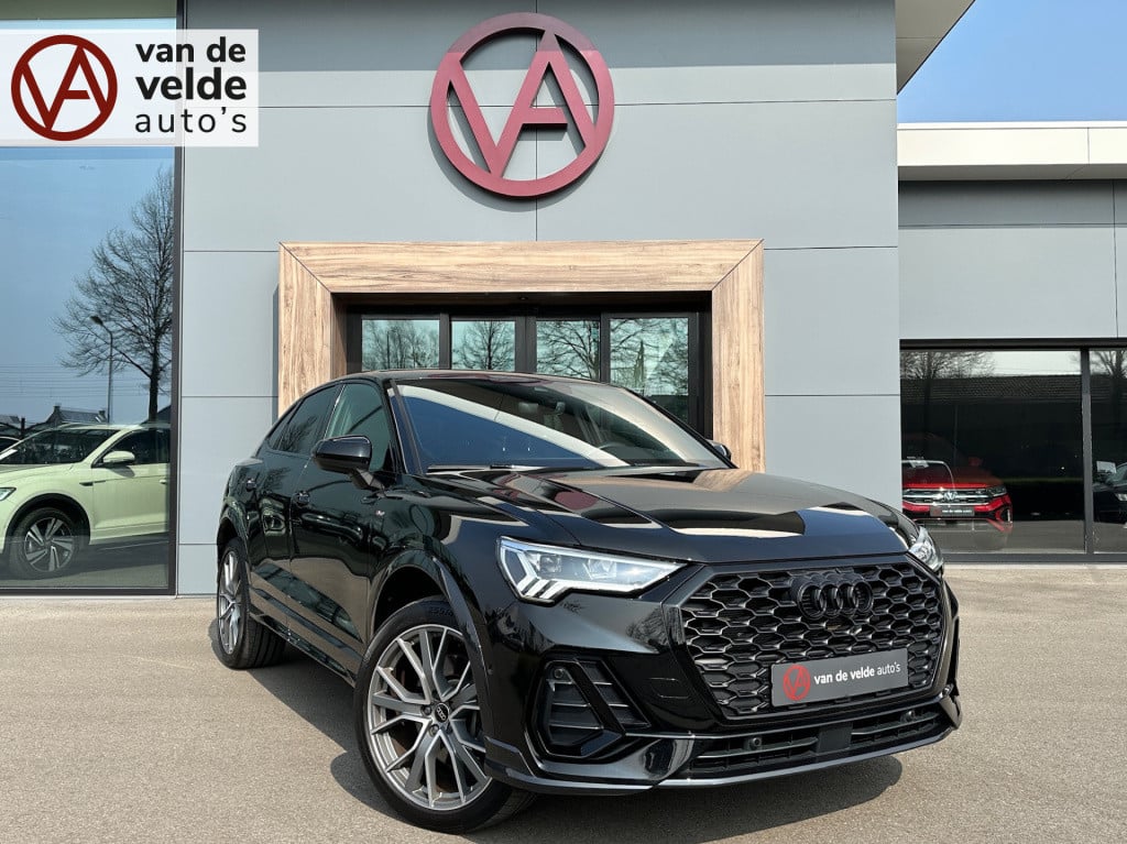 Audi Q3 sportback 45 tfsi e s-line | zwart optiek | camera | keyless | adap