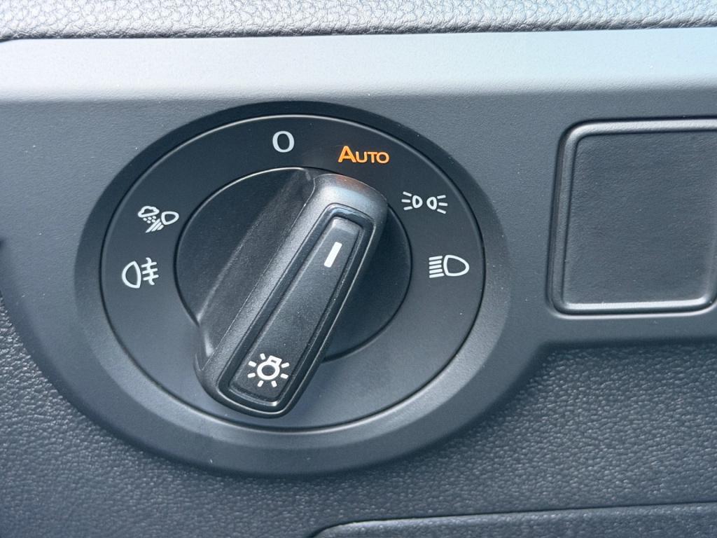 Volkswagen T-cross 1.5 tsi 150pk dsg r-line | camera | trekhaak | dode hoek