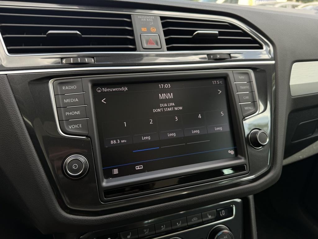 Volkswagen Tiguan 1.4 tsi act connected series - luxe uitvoering - leer - p