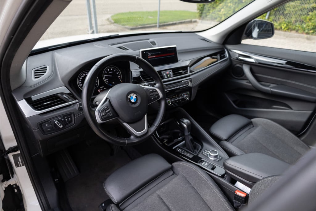 BMW X1 xdrive25e edrive sport line ✅pano✅18inch✅sportst
