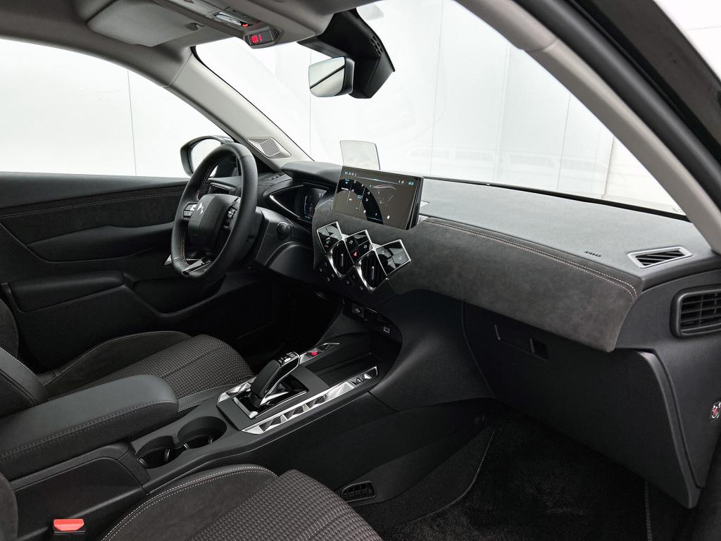 Ds Ds 3 e-tense performance line 54 kwh | camera | head-up display | stoelv