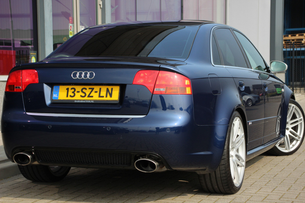 Audi A4 limousine 4.2 v8 rs4 quattro | orig nl | 2de eigenaar | kuipstoelen