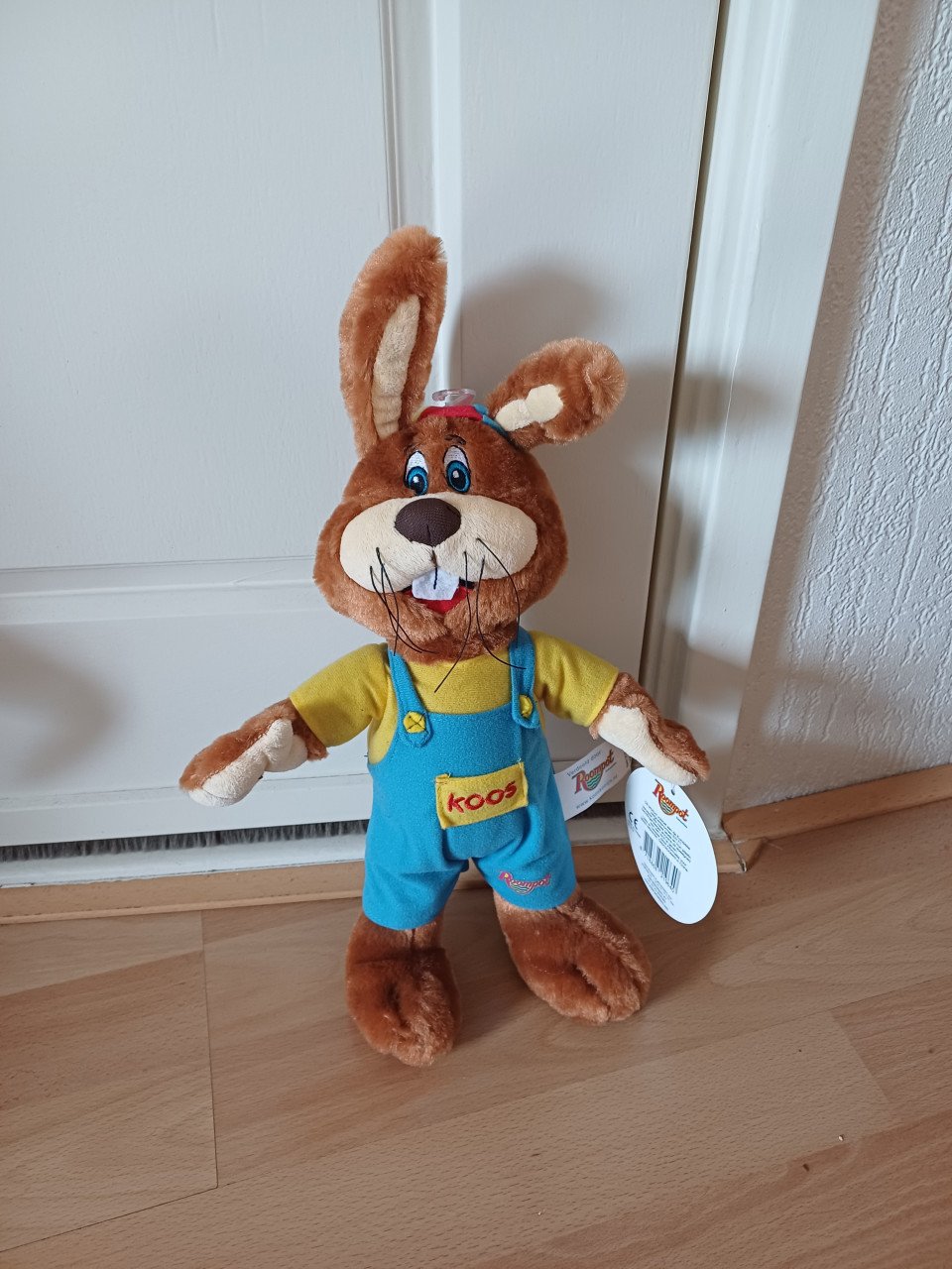 Koos konijn knuffels v.a. 7,50  kaartjes zitten er nog aan )