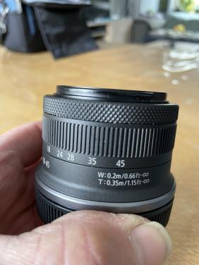 Canon RF-s18-45mm F4.5-6.3 IS STM