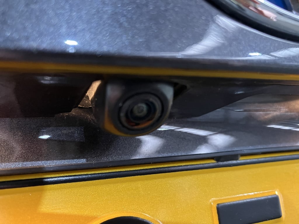 Toyota C-hr 1.8 hybrid dynamic | navi | pdc | camera |