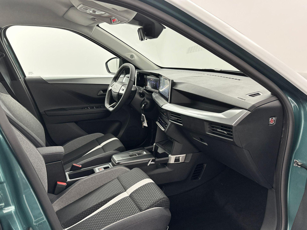 Opel Frontera 1.2 turbo hybrid edition | demonstratie model |