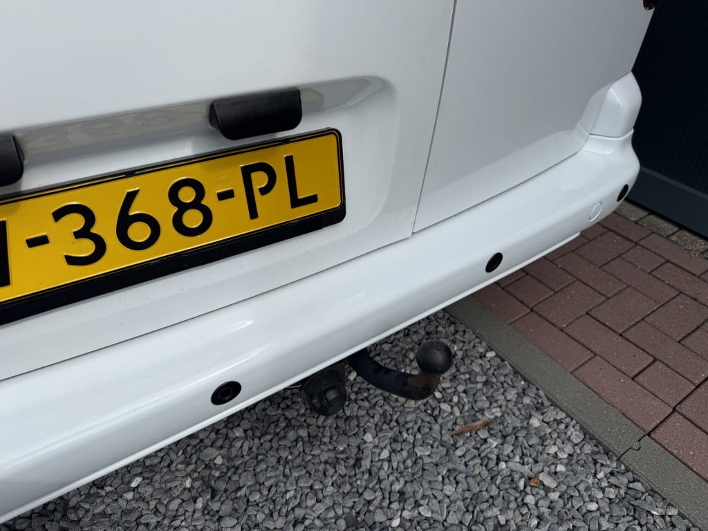 Peugeot Partner 120 1.6 bluehdi 75 l1 premium pack 3-zitter