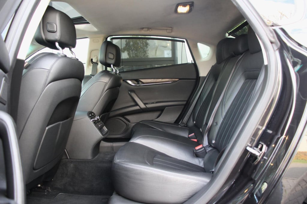Maserati Quattroporte 3.0 s q4 411pk - leder - flippers - schuifkantel - na