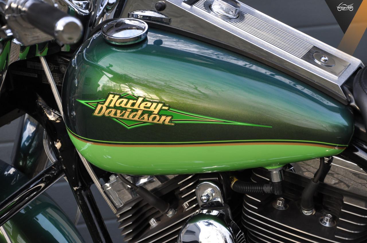 Harley-Davidson RoadKing Classic