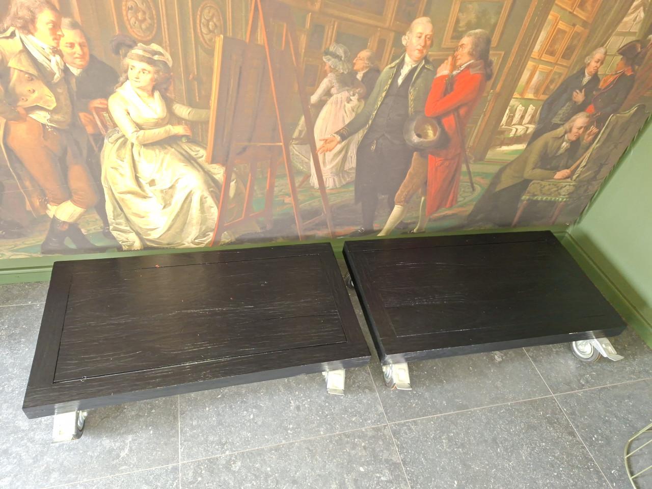 Salontafel/ bijzettafel op wieltjes