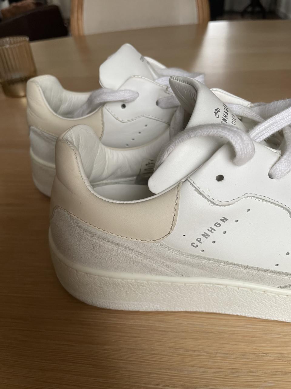 Witte/Creme kleurige sneakers, Copenhagen Studios, maat 40