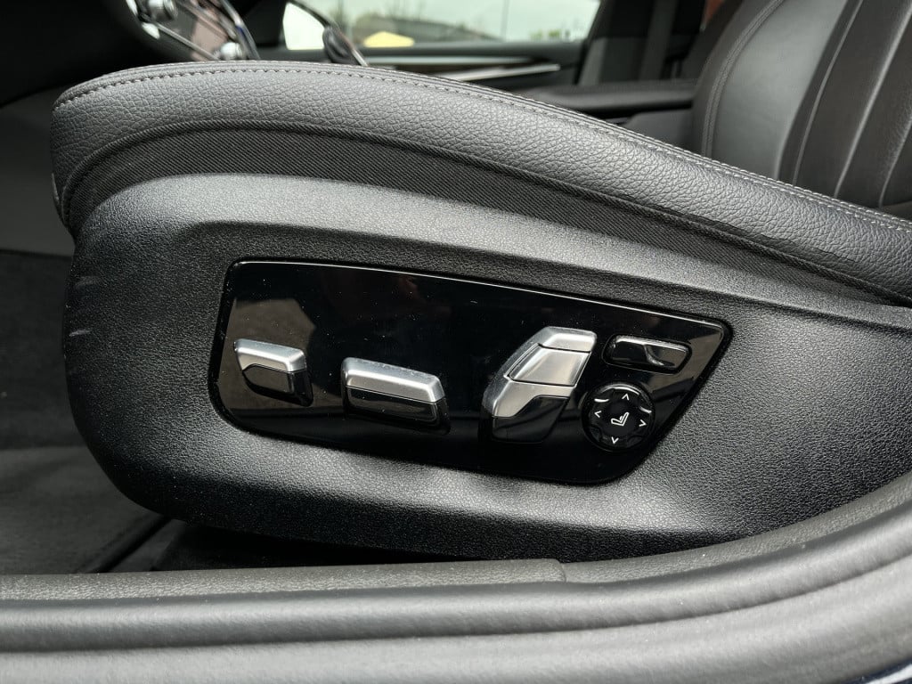 BMW 5 Serie touring 540i xdrive high executive memory aut. | navi | camera 