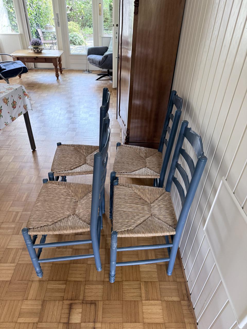 Houten boeren eetkamerstoelen