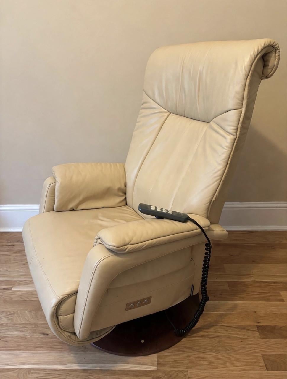 Prominent sta op stoel en relax fauteuil, maat M