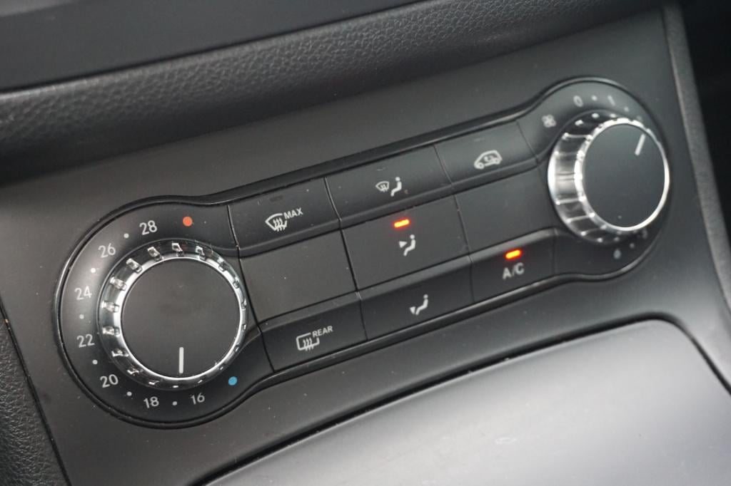 Mercedes-Benz B-Klasse 180 prestige automaat -airco / navi / cruise / pdc /