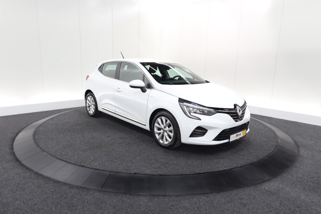 Renault Clio tce 90 techno | camera | 9.3 inch scherm | apple carplay | par