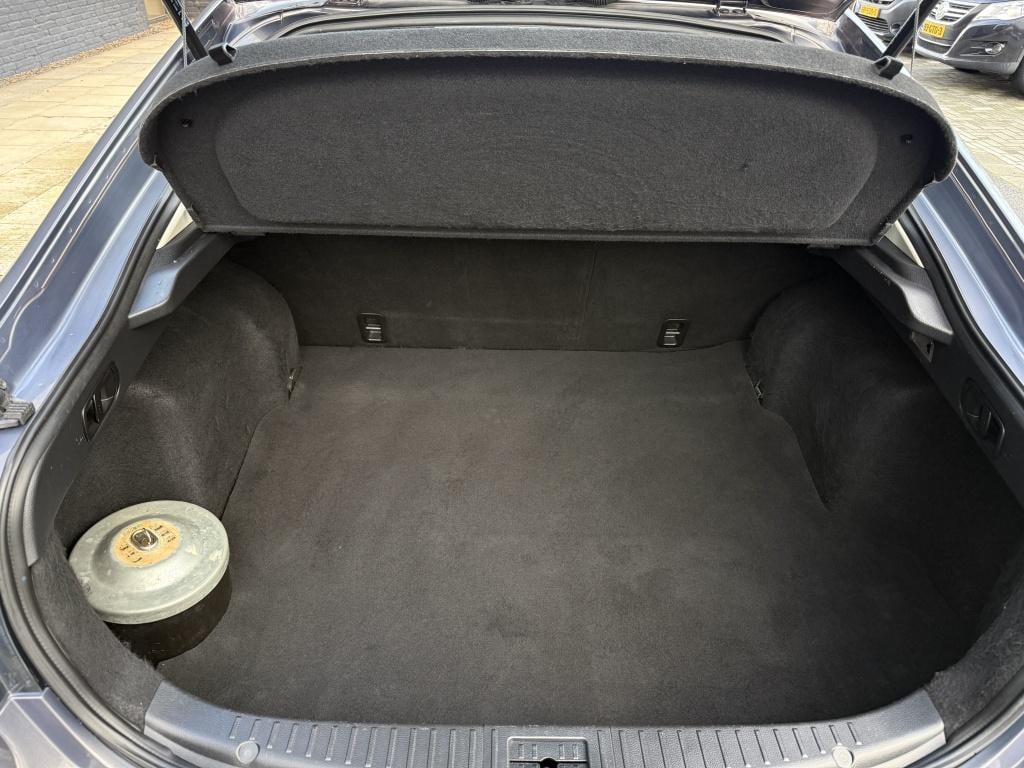 Mazda 6 1.8 touring // 100.000km! // dealer onderhouden //