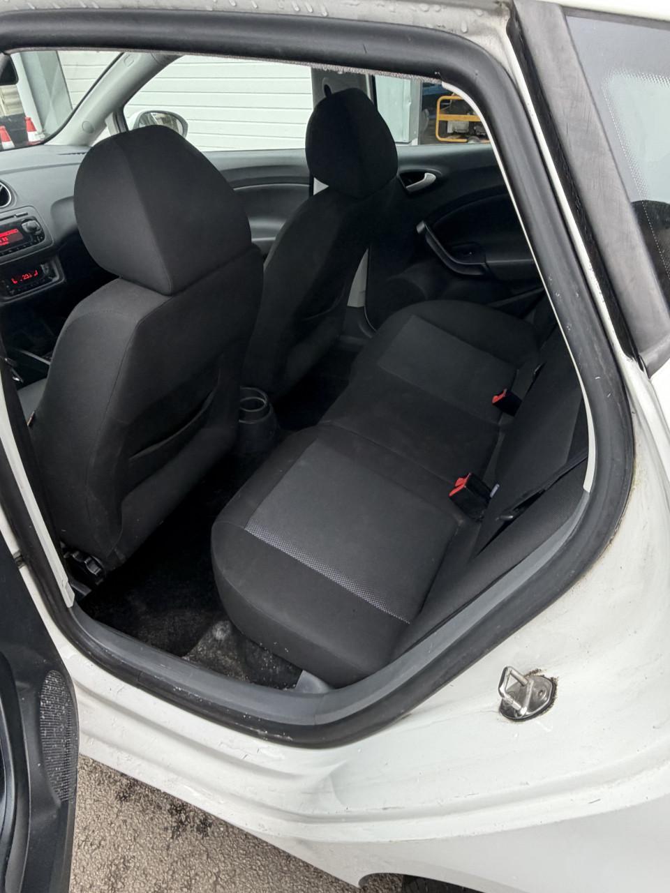 Seat Ibiza 1.4i 5 deurs AIRCO ! ! !