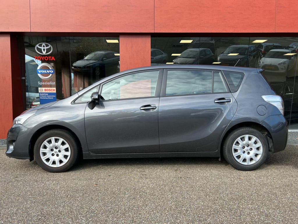 Toyota Corolla Verso 1.6 vvt-i comfort | trekhaak | park. sensoren | 100% d
