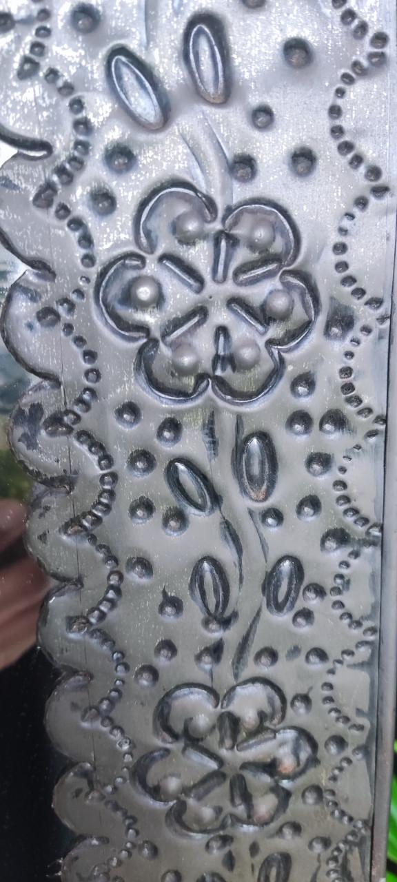 Maleise / Indonesische metalen rand staande pas spiegel 165 hoog kantelbaar