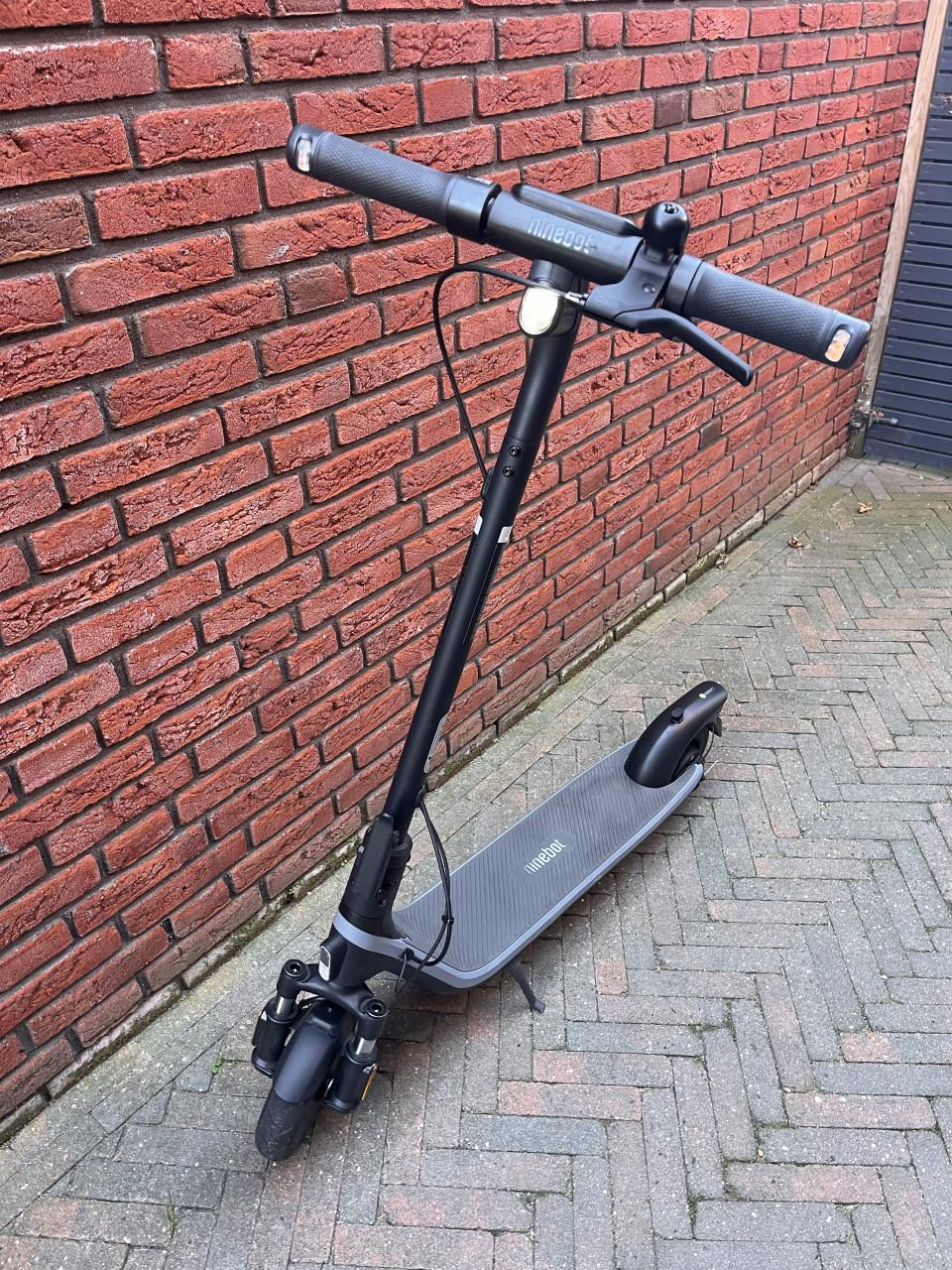 Ninebot Pro - electrische step - zo goed als nieuw