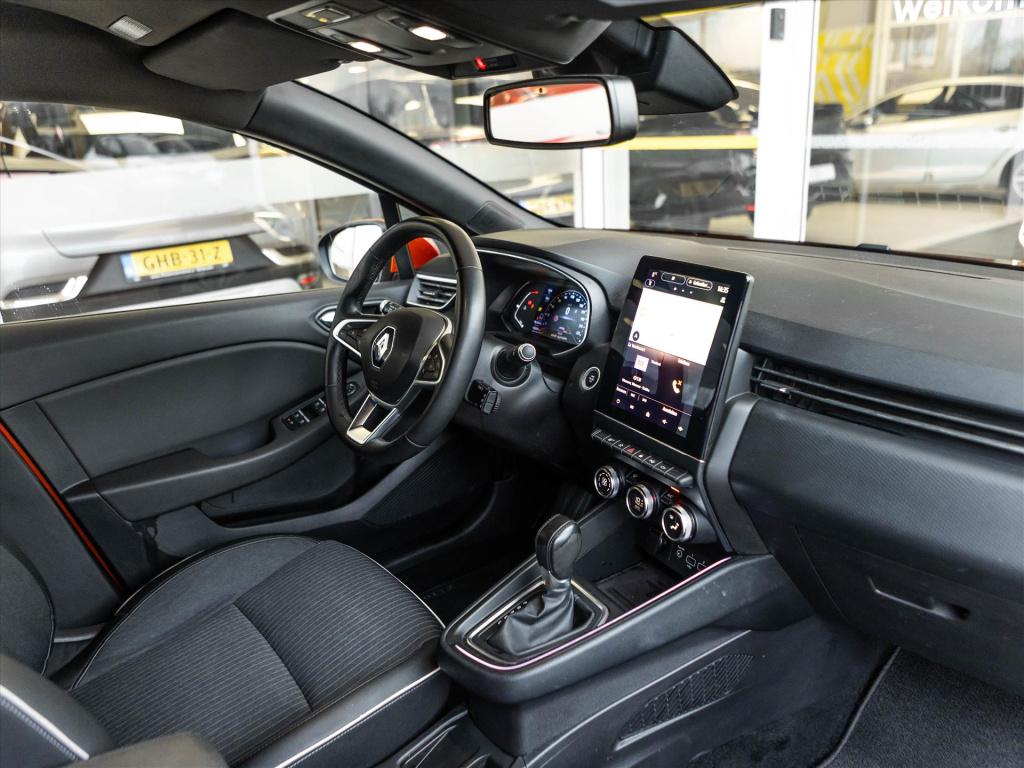 Renault Clio 1.0 tce 90pk intens automaat | navigatie | 360 camera | park. 