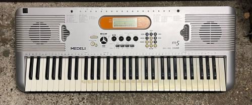 Medeli m5 keyboard