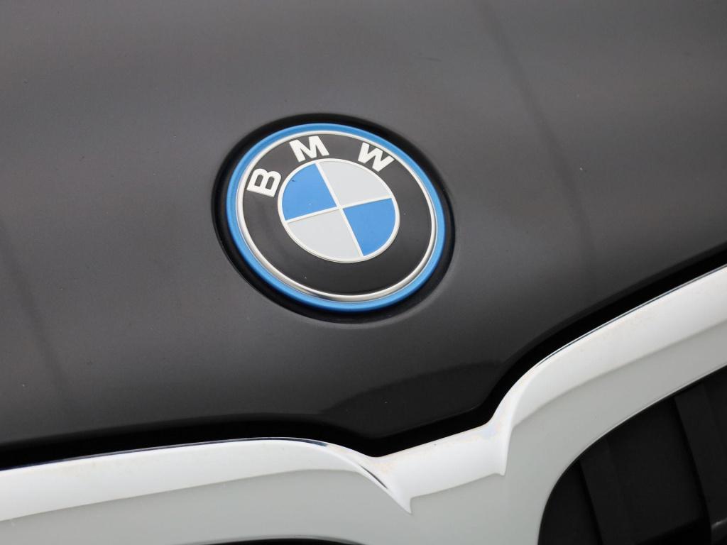 BMW 3-serie touring 320e business edition plus | automaat | lmv | navigatie