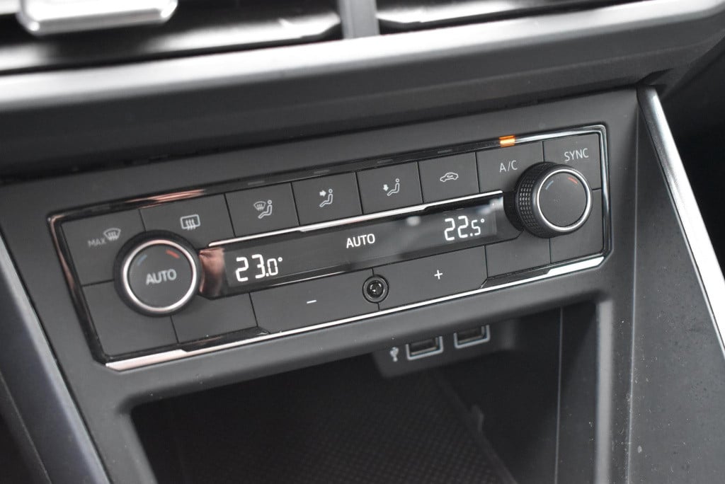 Volkswagen Polo 1.0 tsi highline | climate control | adaptieve cruise contr