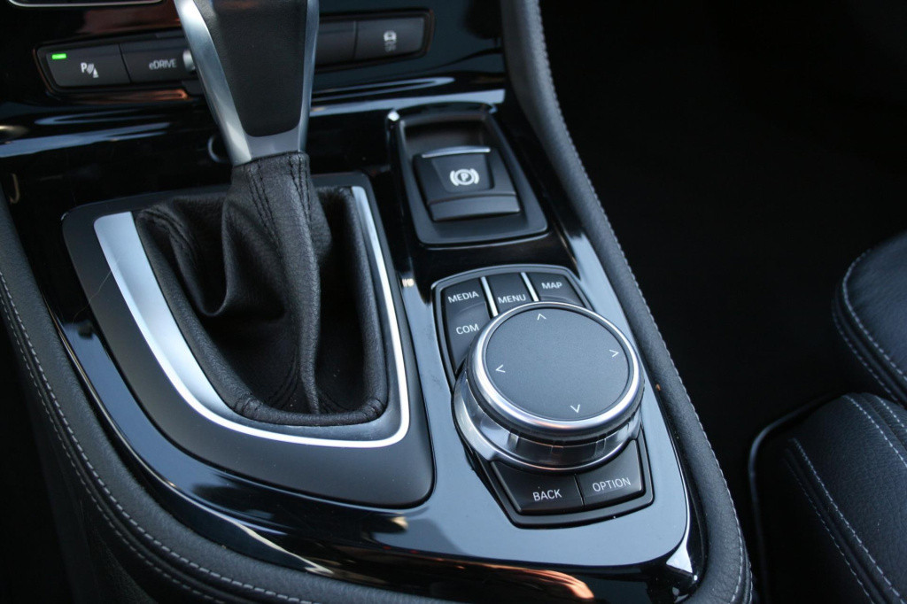 BMW 2-serie active tourer 225xe m-performance high executive