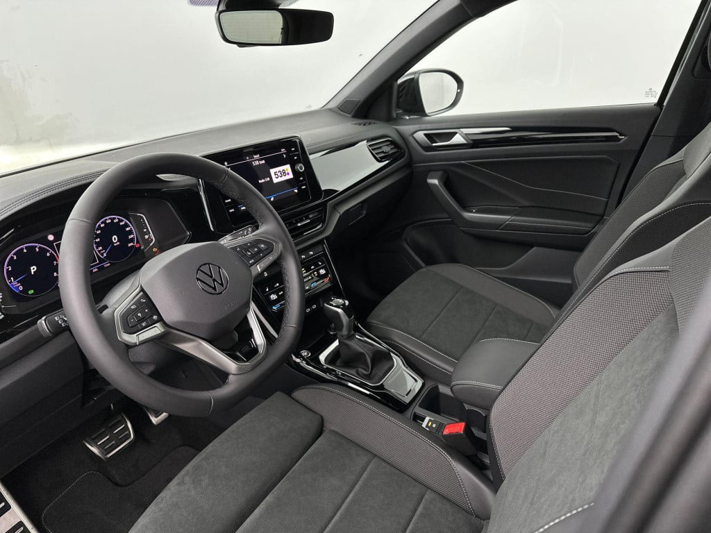Volkswagen T-roc r-line 1.5 110 kw / 150 pk tsi suv 7 versn. dsg