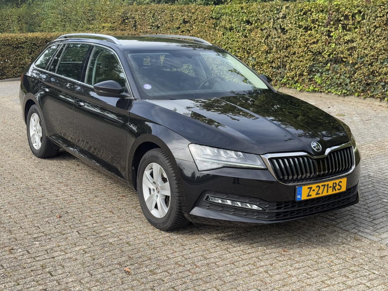 Skoda Superb Combi - 1.5 TSI ACT Business Edition Automaat | ACC| Keyless