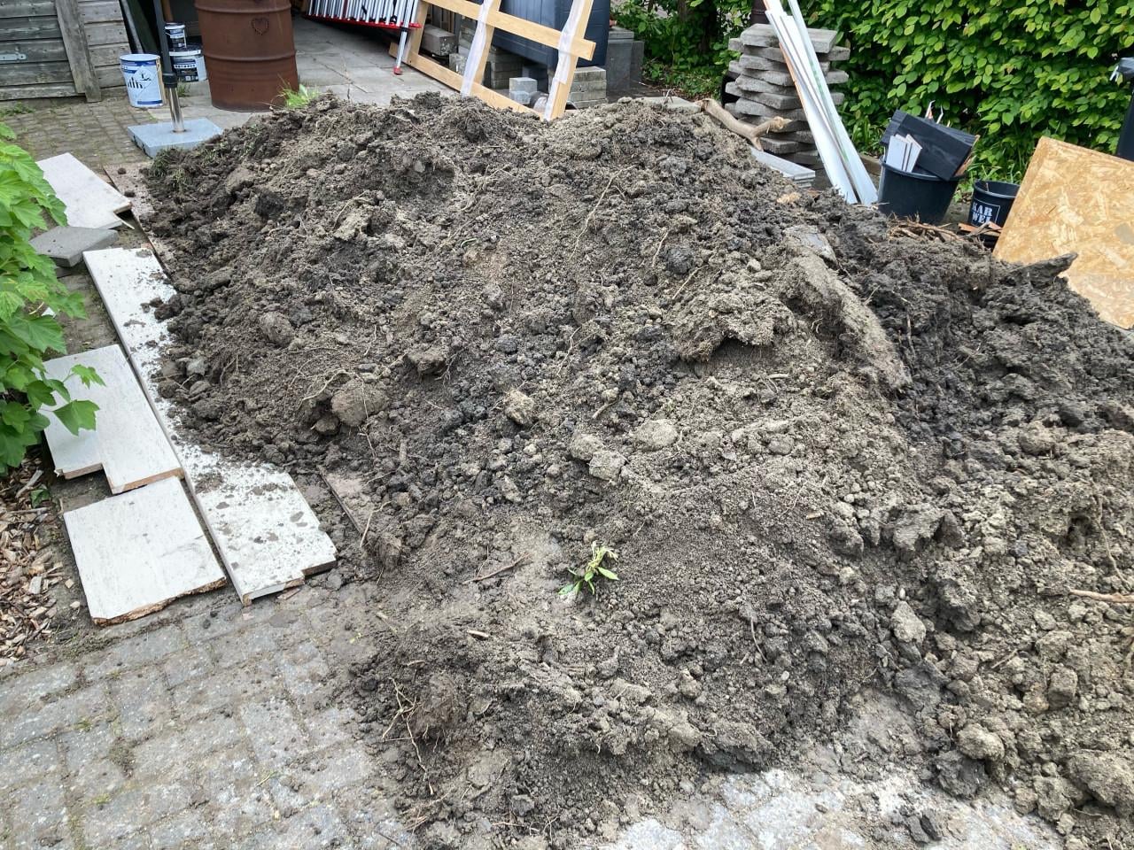 Gratis: 4 kuub schone grond