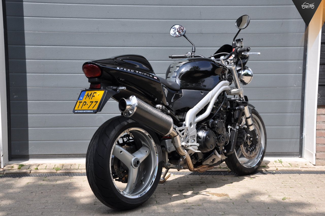 Triumph Speed Triple 955