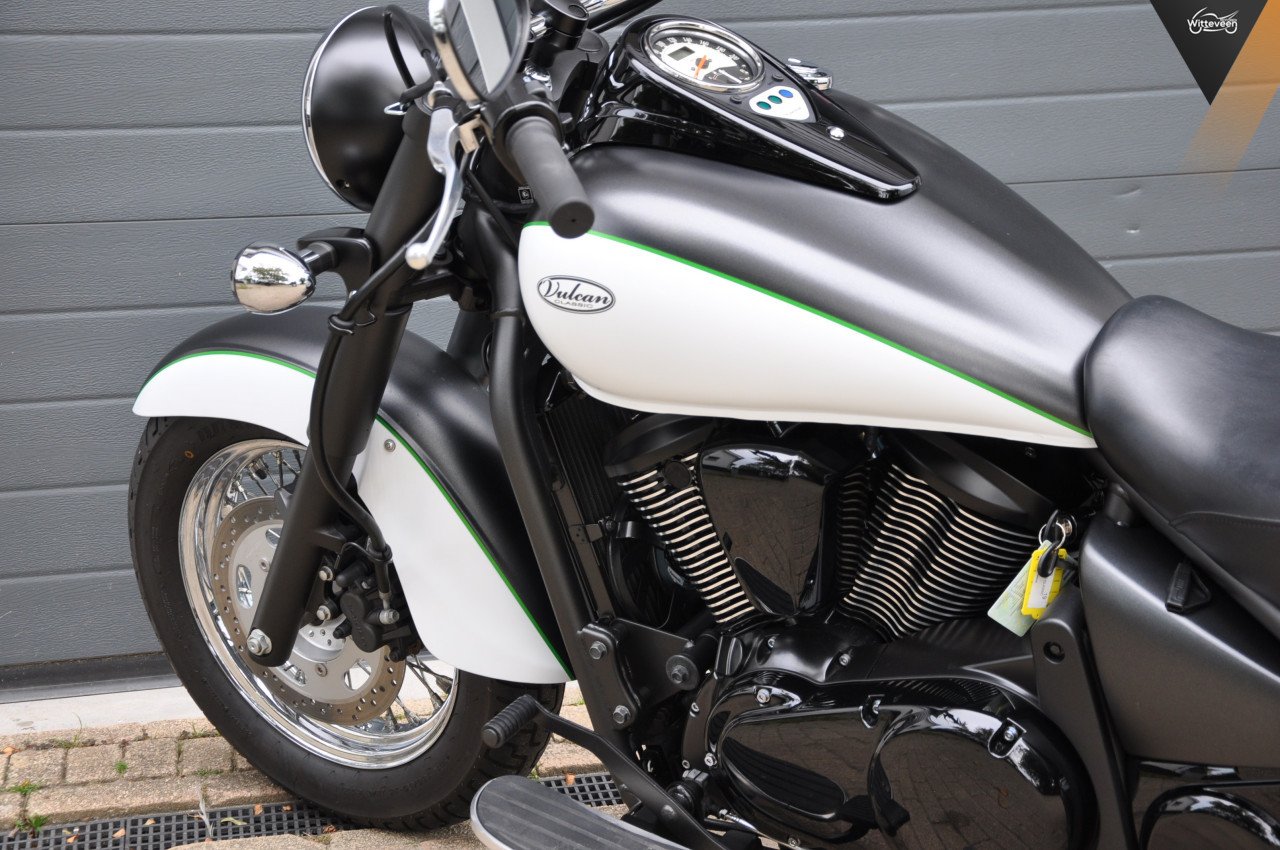 Kawasaki Vulcan 900 met maar 5100 km!