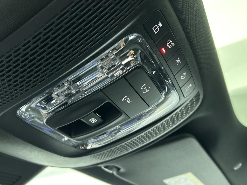 Mercedes-Benz Gla-klasse 180 business solution amg | nightpakket | trekhaak