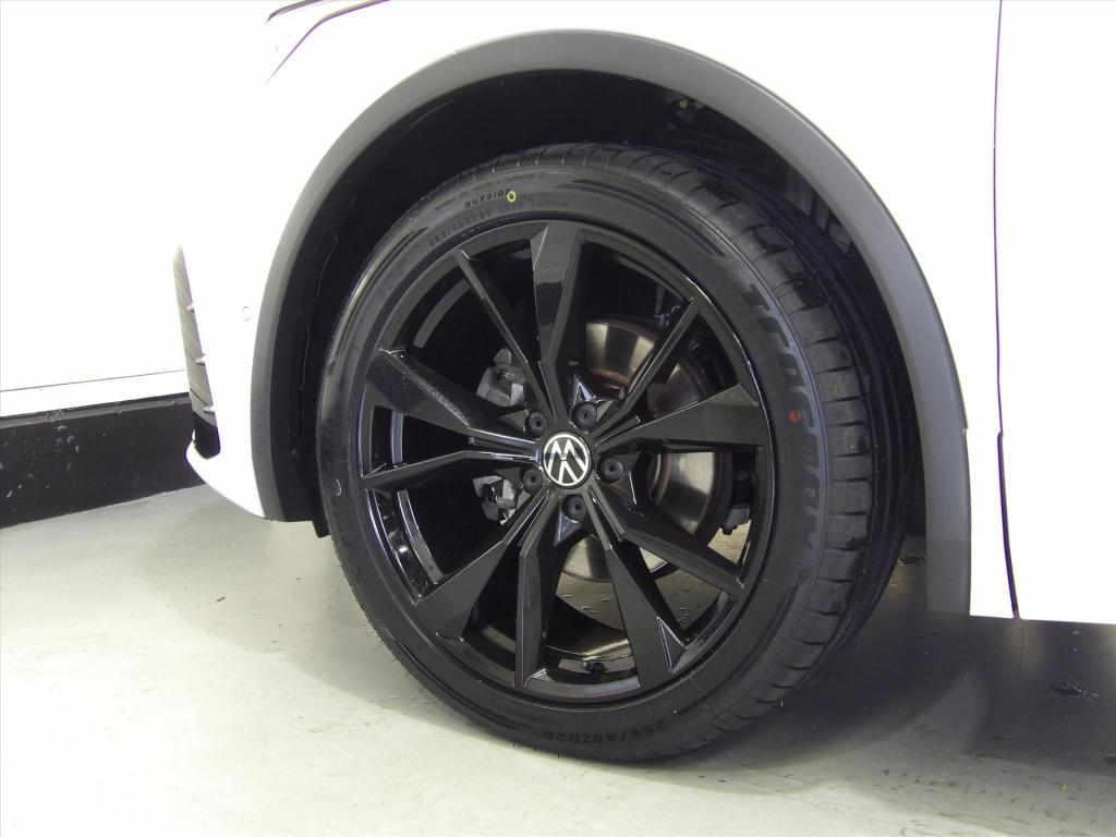 Volkswagen Tiguan 1.5 tsi 150pk dsg r-line